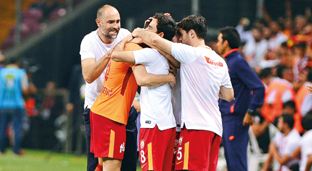 Galatasaray nefes aldırmayan futboluyla mest etti
