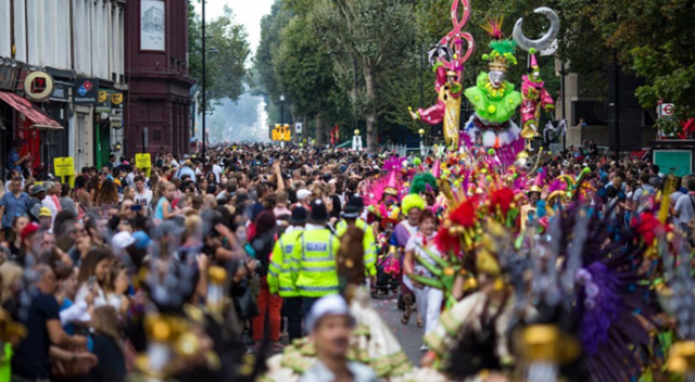 Londra’da Nothing Hill Karnavalı başladı