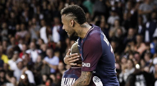 Neymar, Fransa&#039;da şova devam ediyor
