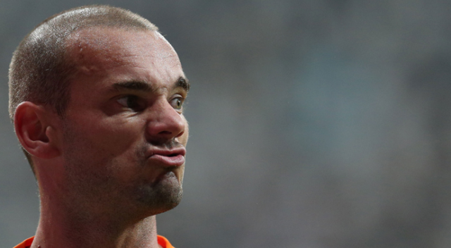 Nice Sneijder&#039;i açıklıyor!