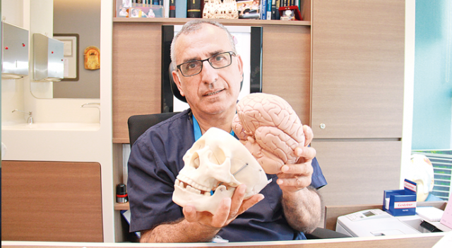Prof. Dr. Akdemir: Stresli kişilerin beyni daha çok hastalanıyor