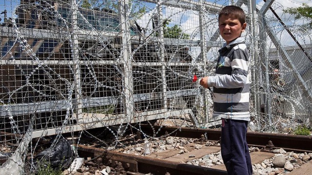 Yunanistan&#039;da gözaltındaki mülteci çocuk sayısı endişe verici