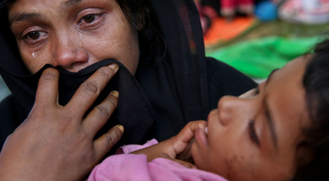 Arakan&#039;da patlama sesi! Yaralı bir kadın Bangladeş&#039; getirildi