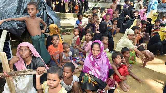 Bangladeş&#039;e sığınan Arakanlı çocuk sayısı 250 bin