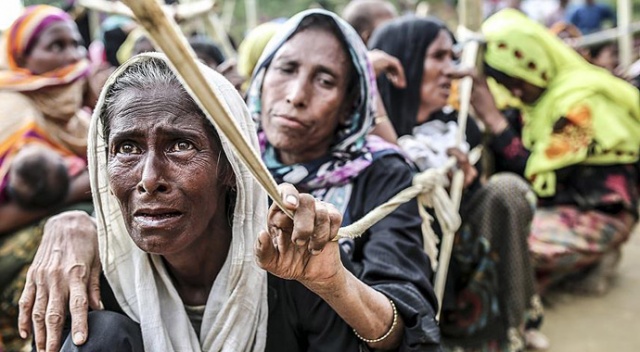 Bangladeş&#039;e sığınan Arakanlı Müslümanların sayısı 500 bini geçti