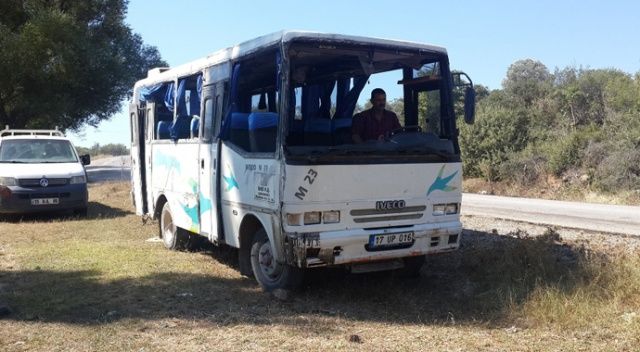 Çanakkale’de minibüs devrildi: 12 yaralı