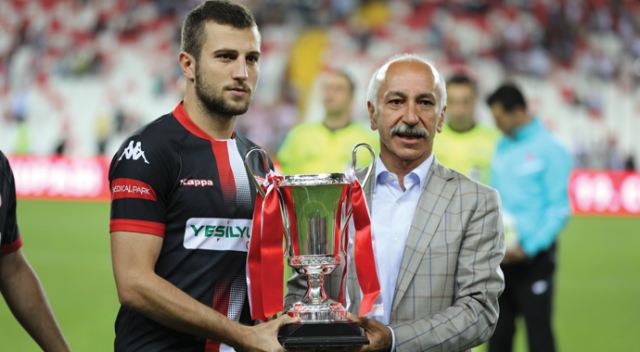 Cumhuriyet Kupası Sivasspor&#039;un!
