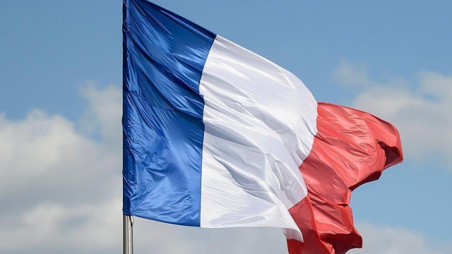 Fransa, Katar&#039;a uygulanan ambargo için harekete geçti