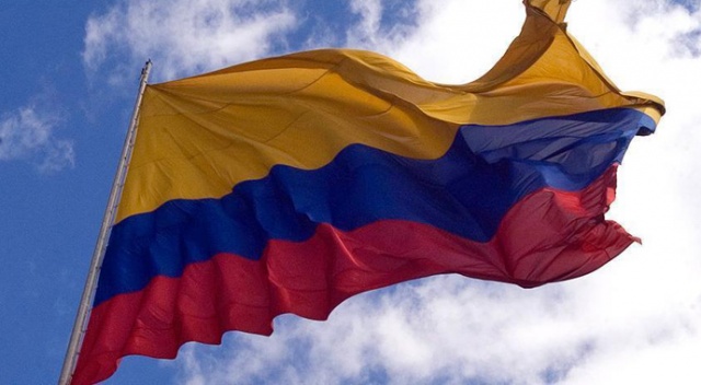 Kolombiya&#039;da 65 bin kişi yerinden edildi