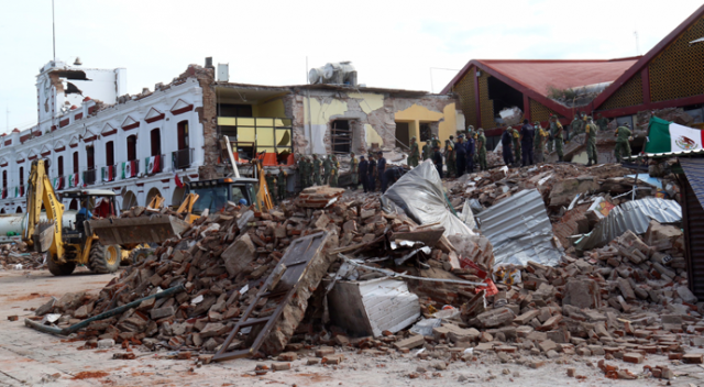 Meksika&#039;da 8,1&#039;lik depremin ardından alarm verildi