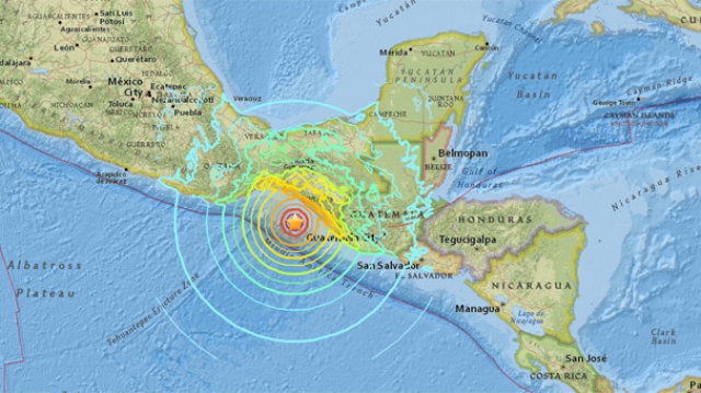 Meksika&#039;da 8 büyüklüğünde deprem!