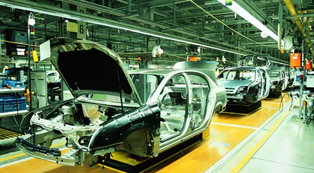 Otomobil üretimi 10 yılın zirvesinde