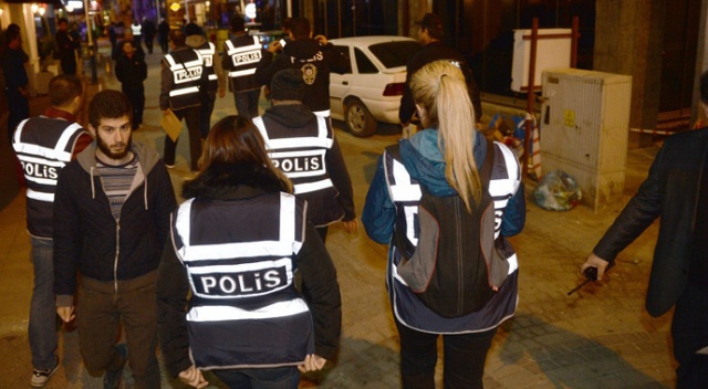 Eskişehir&#039;de 400 polisle operasyon