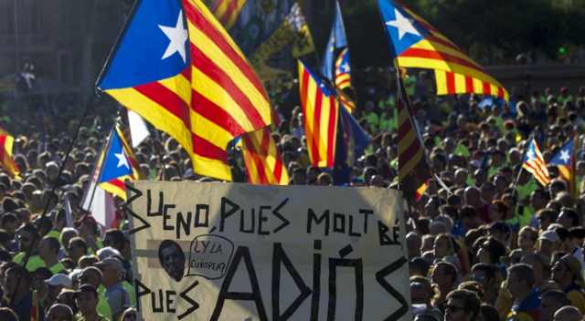 Fransa: Katalonya’nın bağımsızlığını tanımayacağız