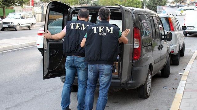 İzmir&#039;deki FETÖ operasyonları örgütün kripto ağını açığa çıkarttı
