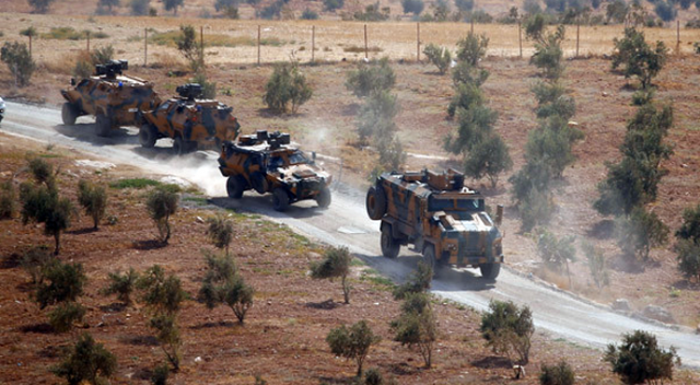 TSK, Afrin sınırına askerî üs kuruyor
