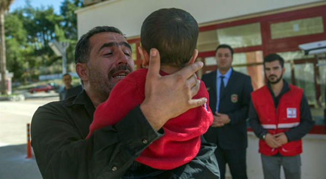 Türkiye Suriye sınırında ağlatan buluşma