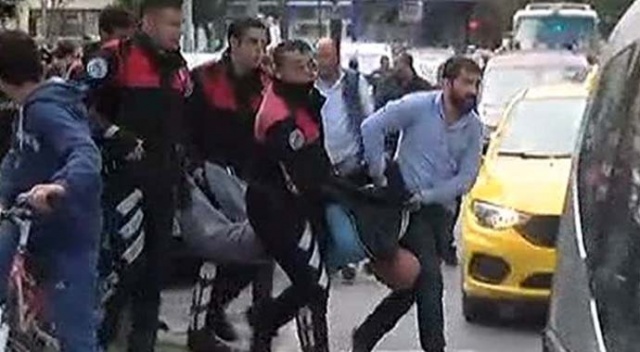 Zeytinburnu&#039;nda bıçaklı saldırı