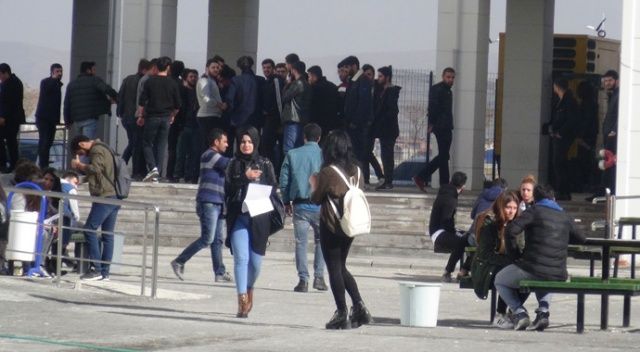 Aksaray Üniversitesinde kavga çıktı, yaralılar var