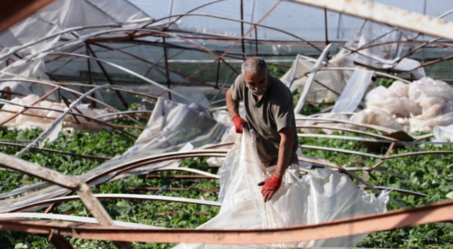 Antalyalı çiftçiler yaralarını sarıyor