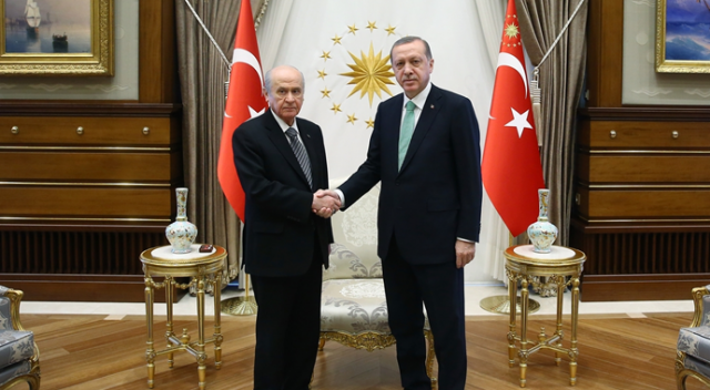 Cumhurbaşkanı Erdoğan, Devlet Bahçeli ve Tuğrul Türkeş&#039;i aradı