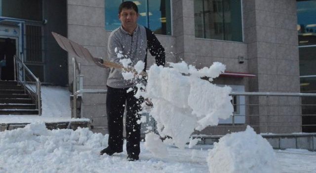 Erzurum ve Kars&#039;taki kar yağışı