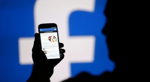 Facebook&#039;ta izinsiz fotoğraf yayınlayanlar yandı
