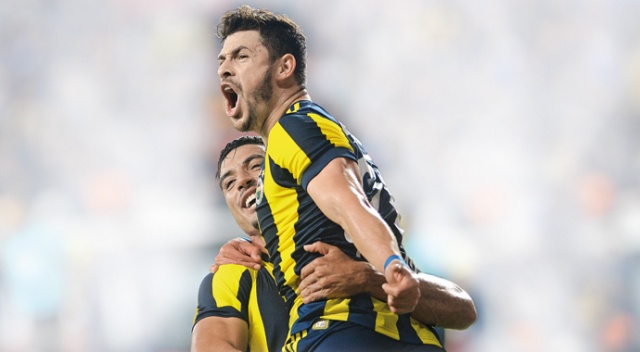 Fenerbahçe zirve yolculuğunu sürdürüyor