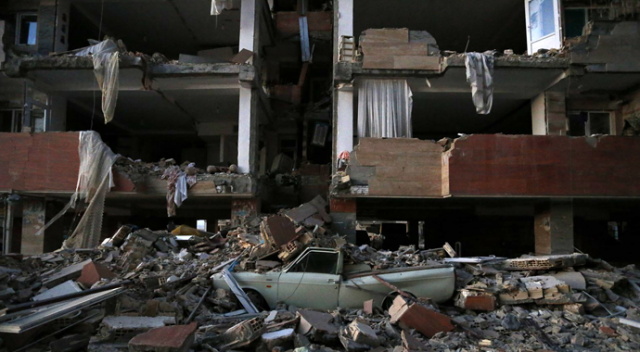 Irak-İran sınırında 7,3&#039;lük deprem: Yüzlerce ölü var