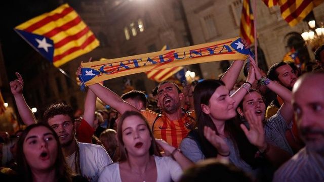 İspanyol yargısı, Katalan ayrılıkçıları ifadeye çağırdı