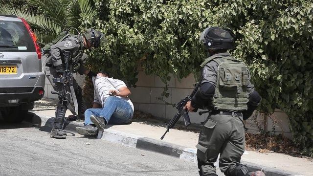 İsrail, ekim ayında 483 Filistinliyi gözaltına aldı