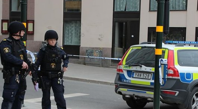 İsveç&#039;te PKK televizyonuna polis baskını