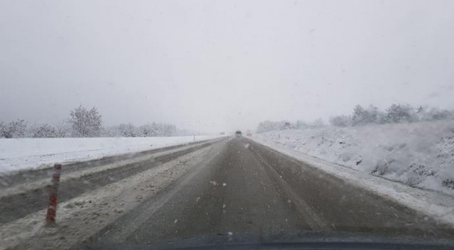 Karabük - Bartın yolu kar sebebi ile kapandı