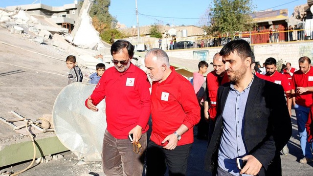 Kızılay Genel Başkanı Kınık, depremin vurduğu Derbendihan&#039;da incelemelerde bulundu