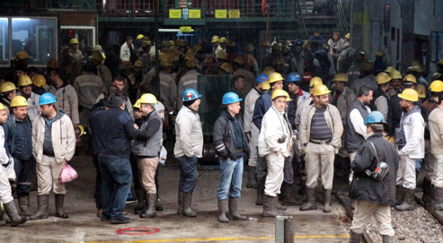 Maden işçilerinden ocaktan çıkmama eylemi