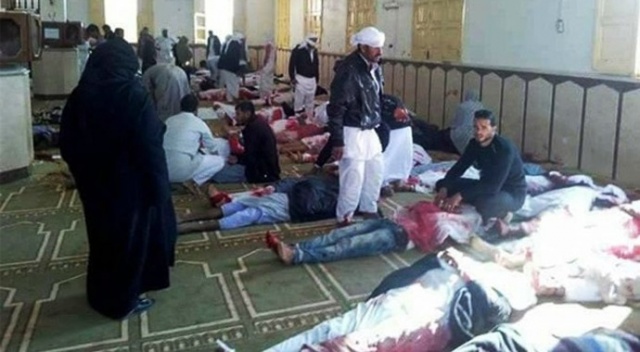 Mısır&#039;da camiye düzenlenen bombalı saldırıda ölü sayısı 305&#039;e yükseldi