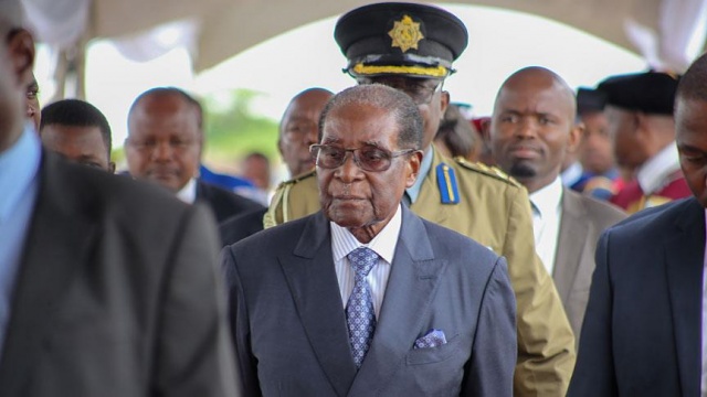 Mugabe, askerî müdahale sonrası ilk kez halk arasında