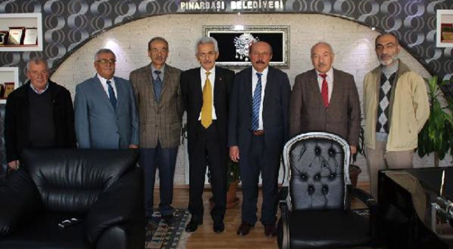 Pınarbaşı&#039;nda MHP&#039;li 7 meclis üyesi istifa etti