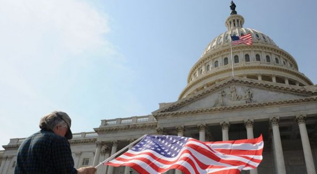 ABD Temsilciler Meclisi vergi tasarısını onayladı