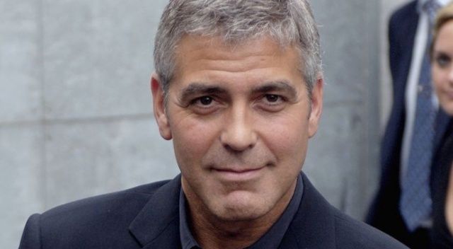 Clooney&#039;den arkadaşlarına 14 milyon dolar hediye