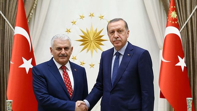 Cumhurbaşkanı Erdoğan ile Başbakan Yıldırım&#039;ın görüşmesi sona erdi