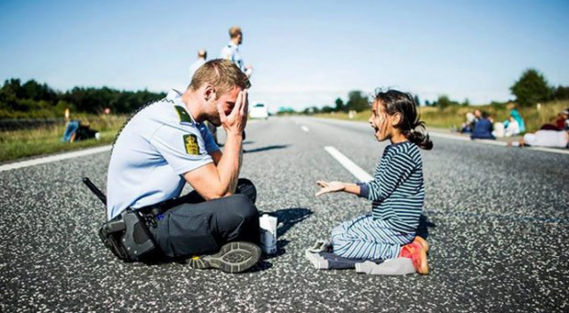 Danimarka sığınmacı almamak için yasa çıkarttı