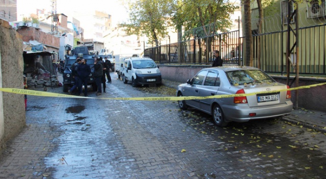 Diyarbakır&#039;da bir ilkokula EYP’li saldırı