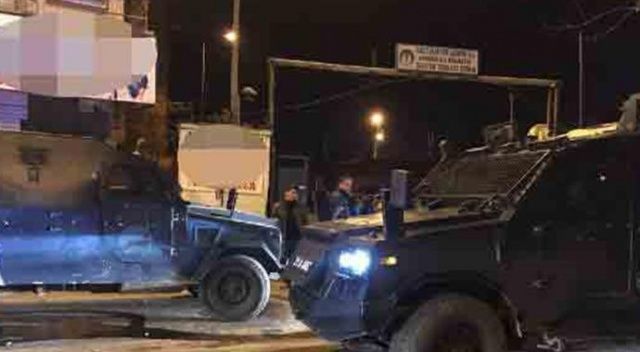 Diyarbakır&#039;da DEDAŞ şubesine saldırı