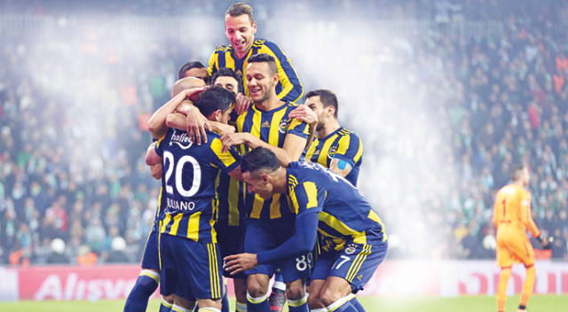 Fenerbahçe kritik Bursa deplasmanından şen dönüyor