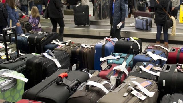 Havayolu şirketleri akıllı bavul taşınmasını yasaklıyor