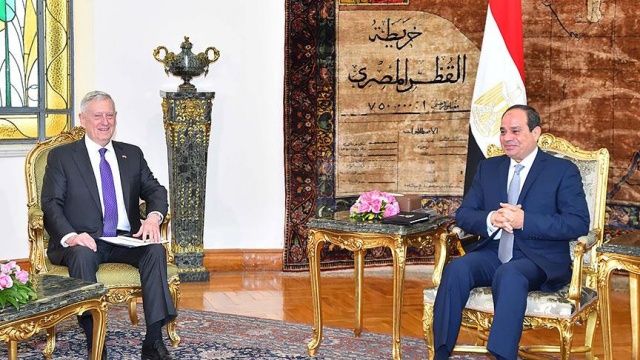 Mattis, Mısır Cumhurbaşkanı Sisi ile görüştü