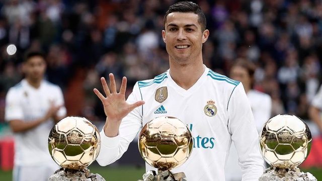 Ronaldo futbolu Real Madrid&#039;de bırakmak istiyor