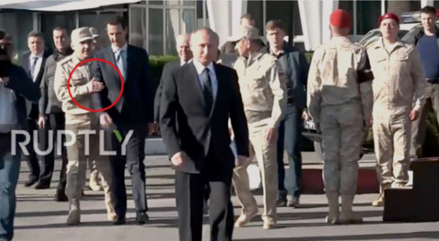 Rus askeri, Suriye diktatörüne yerini hatırlattı! Esad, dünyaya rezil oldu