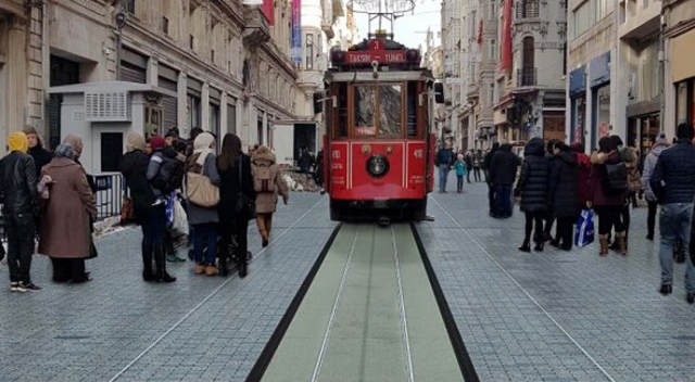 Taksim İstiklal Caddesi’nde nostaljik tramvay seferi yeniden başlıyor